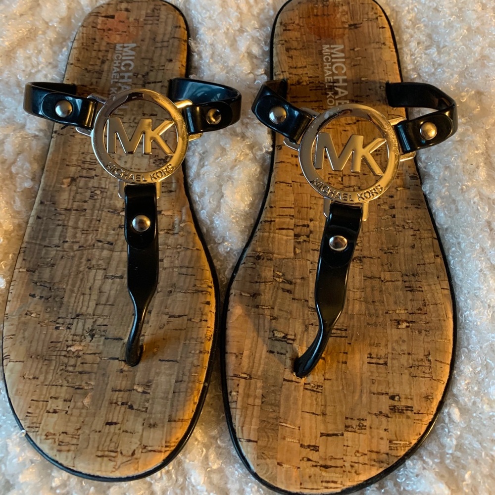 MICHAEL KORS SANDALS